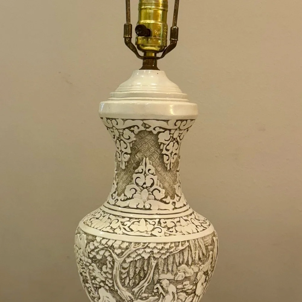 Chinese Table Lamp 1950’s Vintage No Shade works perfectly - Picture 9 of 10